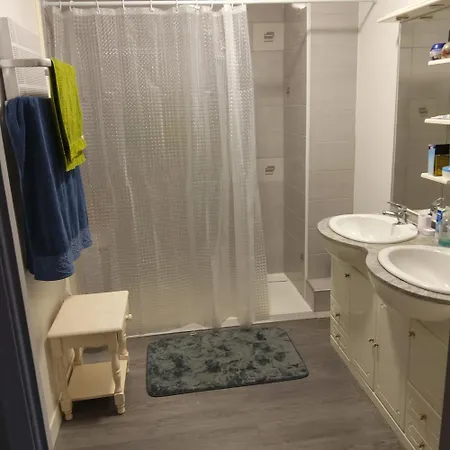 Apartment T2 *